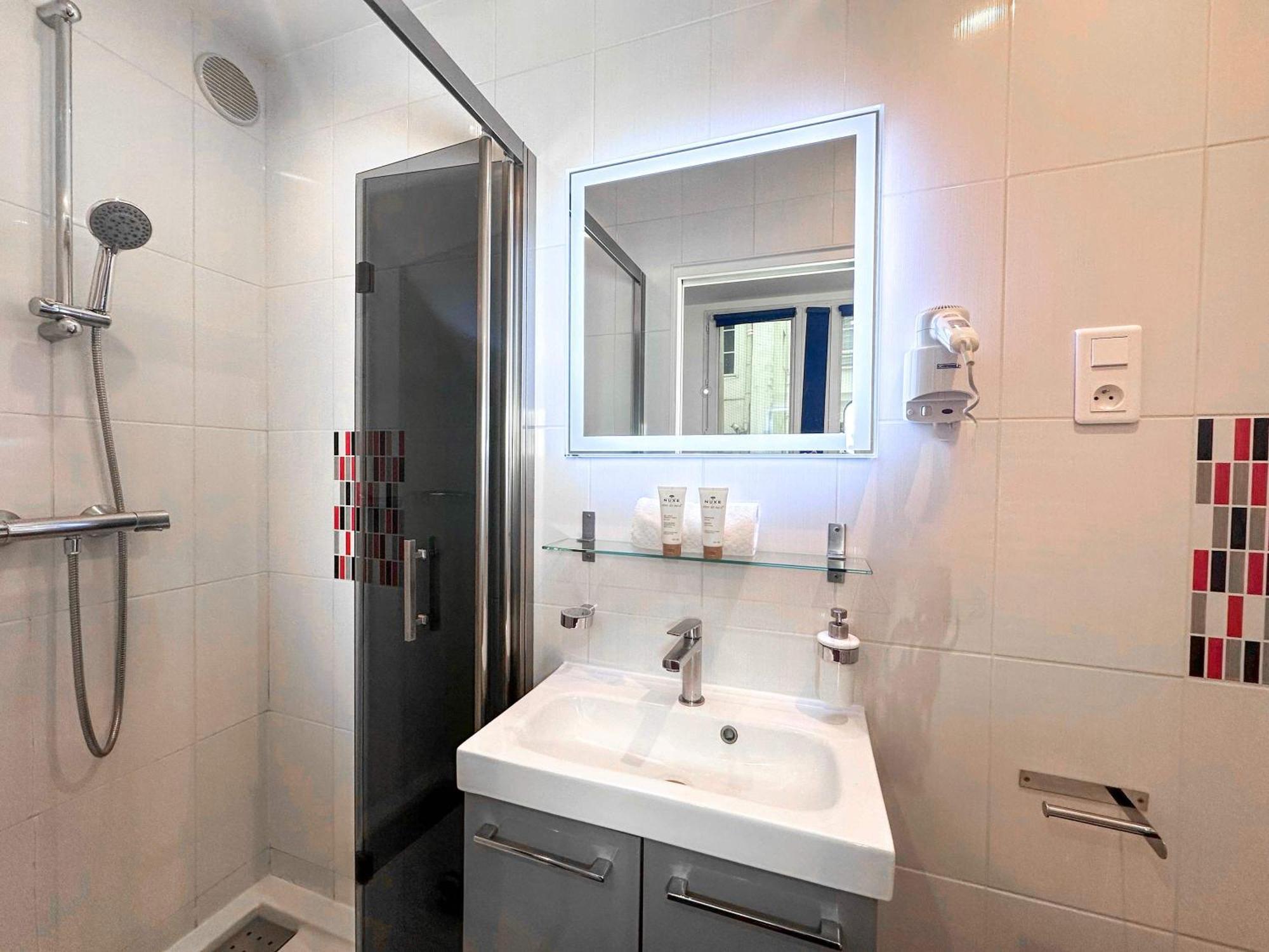 Welcoming Apartment Near Louvre Museum Paris Exterior photo